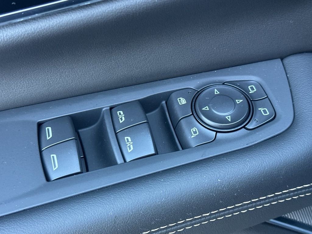 2026 GMC Yukon Elevation - Photo 11