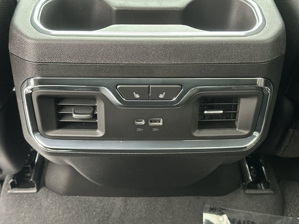 2026 GMC Sierra 1500 Denali - Photo 13