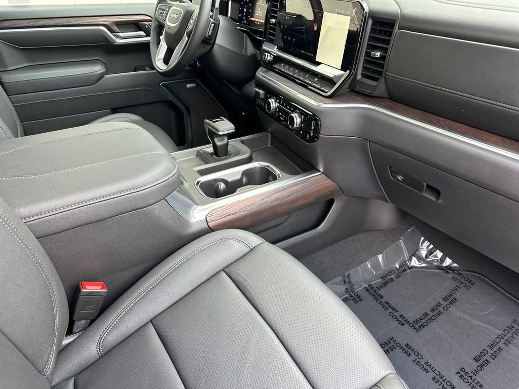 2026 GMC Sierra 1500 SLT - Photo 16