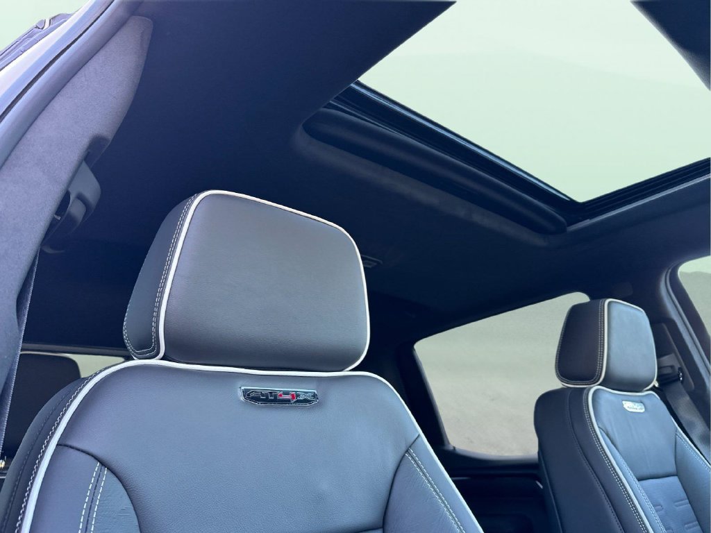 2026 GMC Sierra 1500 AT4X - Photo 16