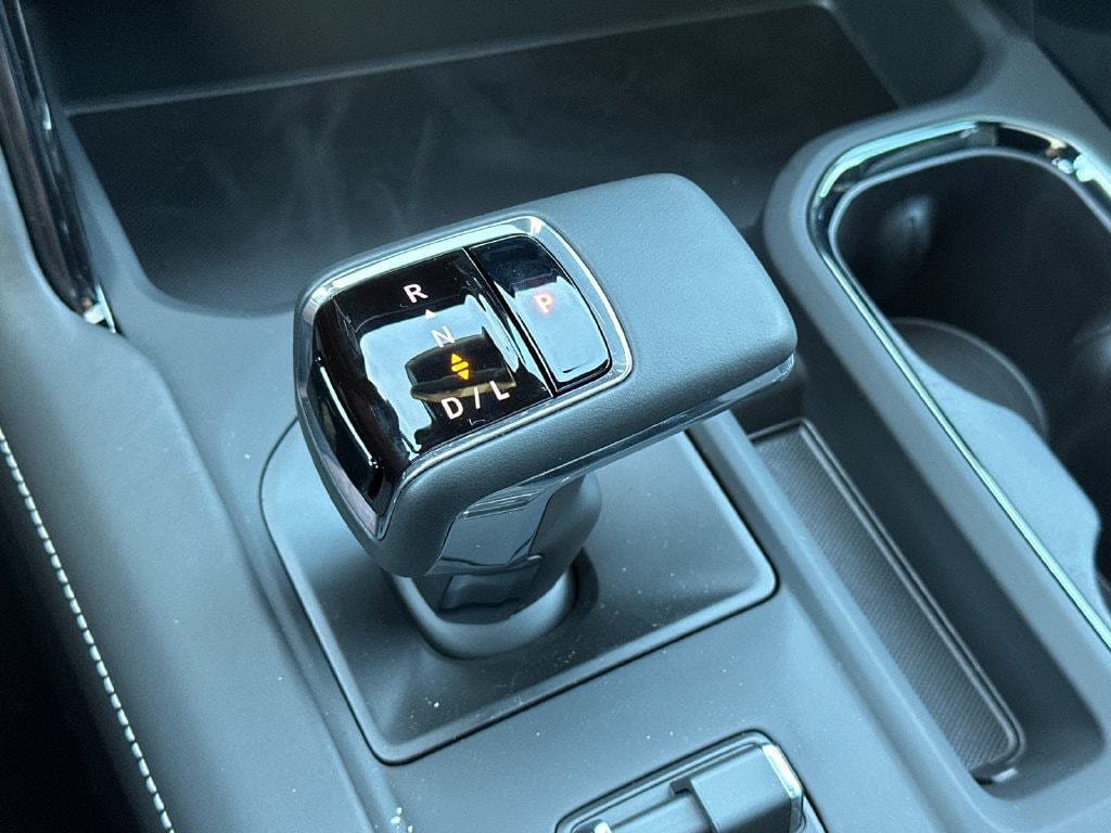 2026 GMC Sierra 1500 AT4X - Photo 22