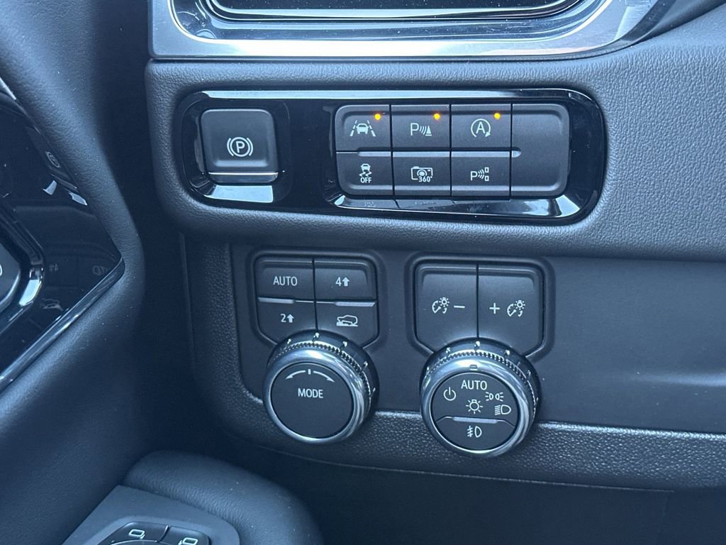 2026 GMC Yukon Elevation - Photo 32