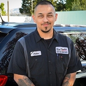 Staff member Andres Munoz from ID_97d668