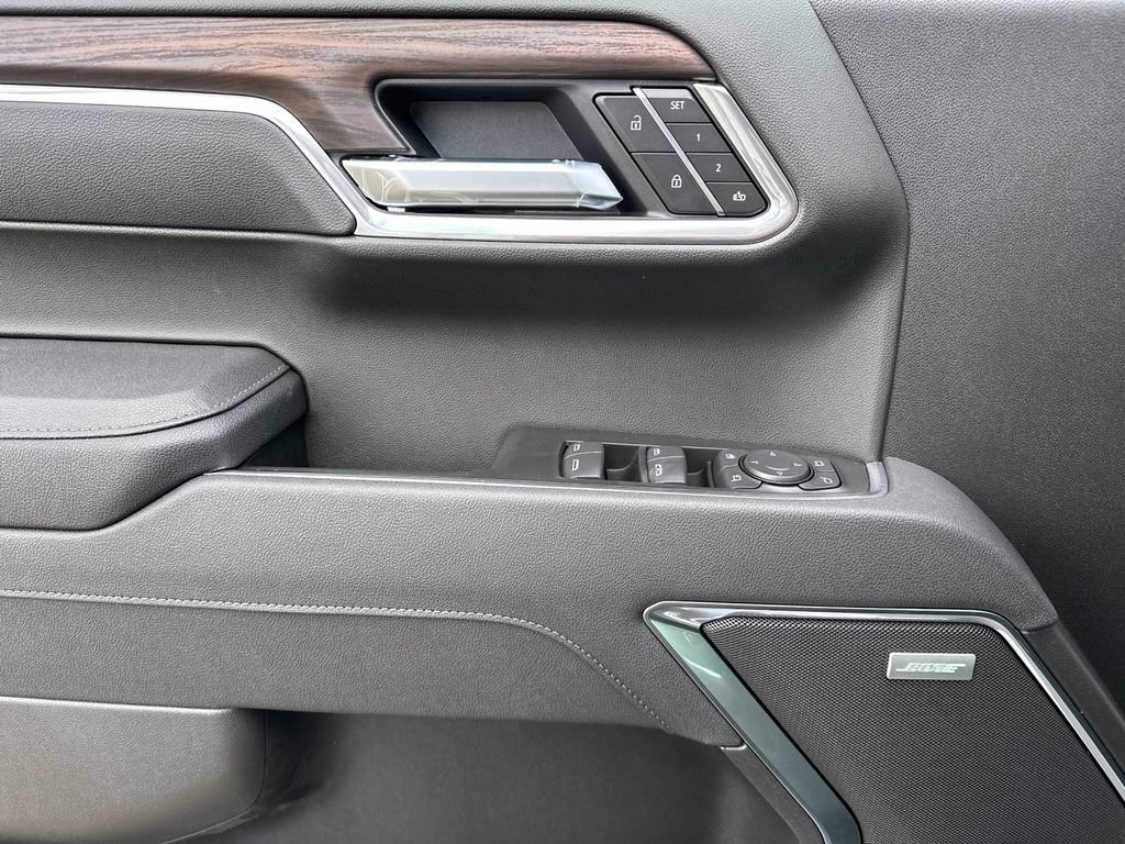 2026 GMC Sierra 1500 SLT - Photo 10