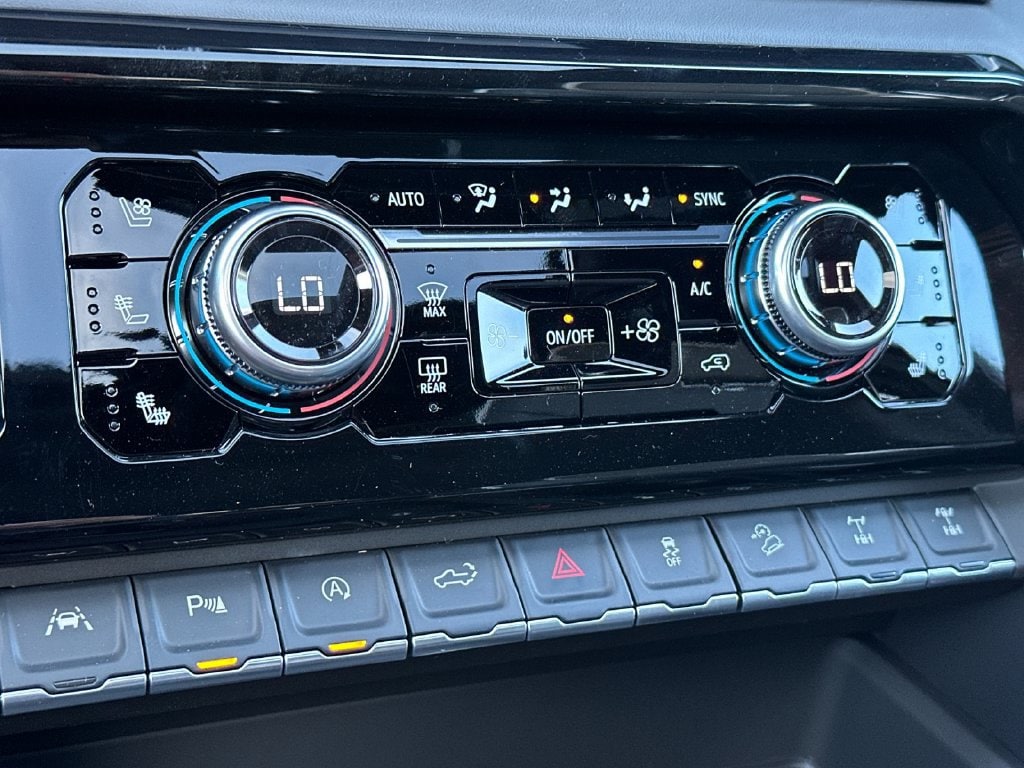 2026 GMC Sierra 1500 AT4X - Photo 21