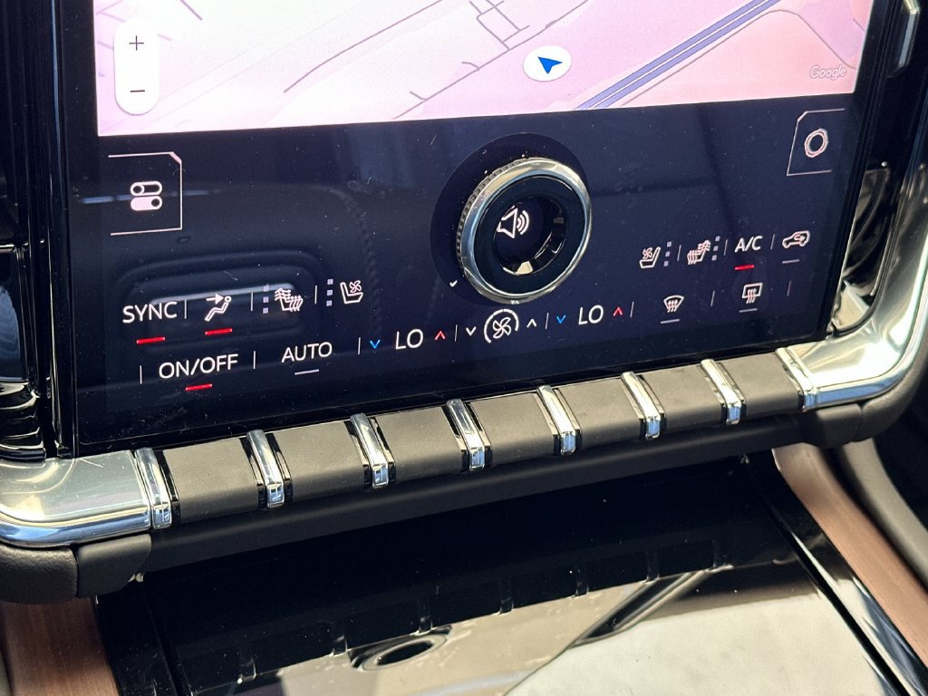 2026 GMC Yukon Denali - Photo 25
