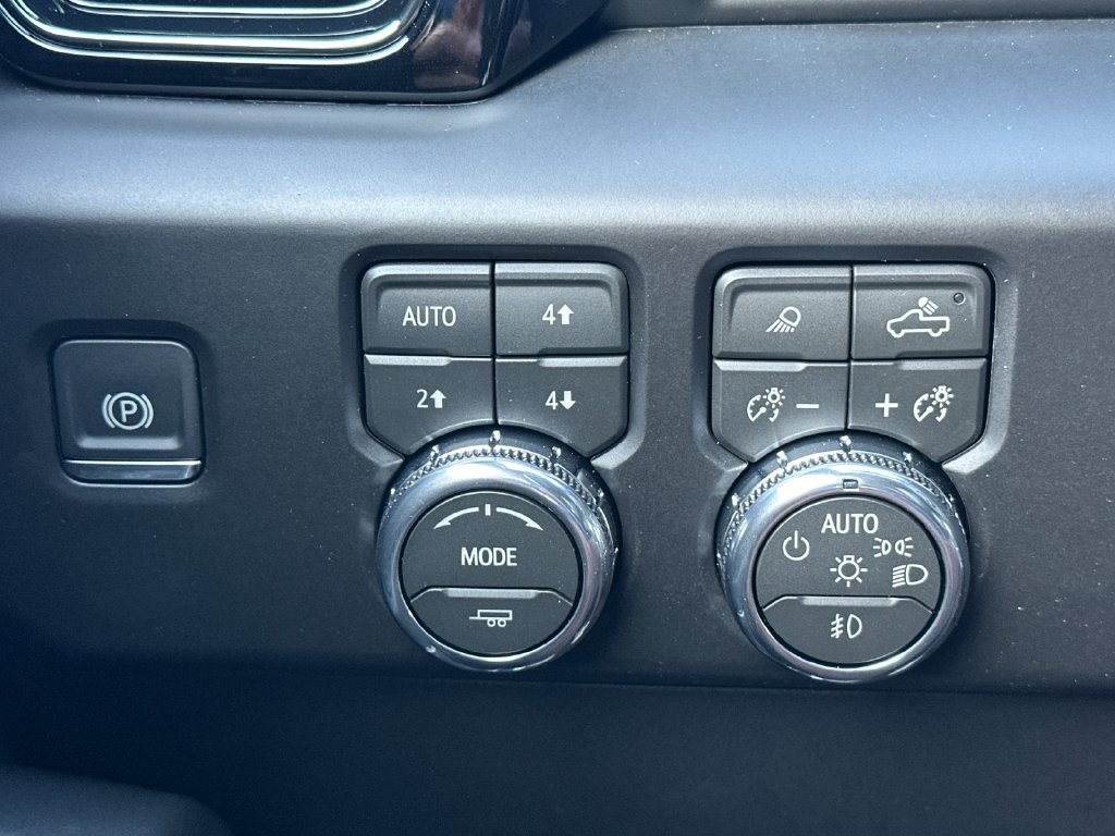 2026 GMC Sierra 1500 AT4X - Photo 28