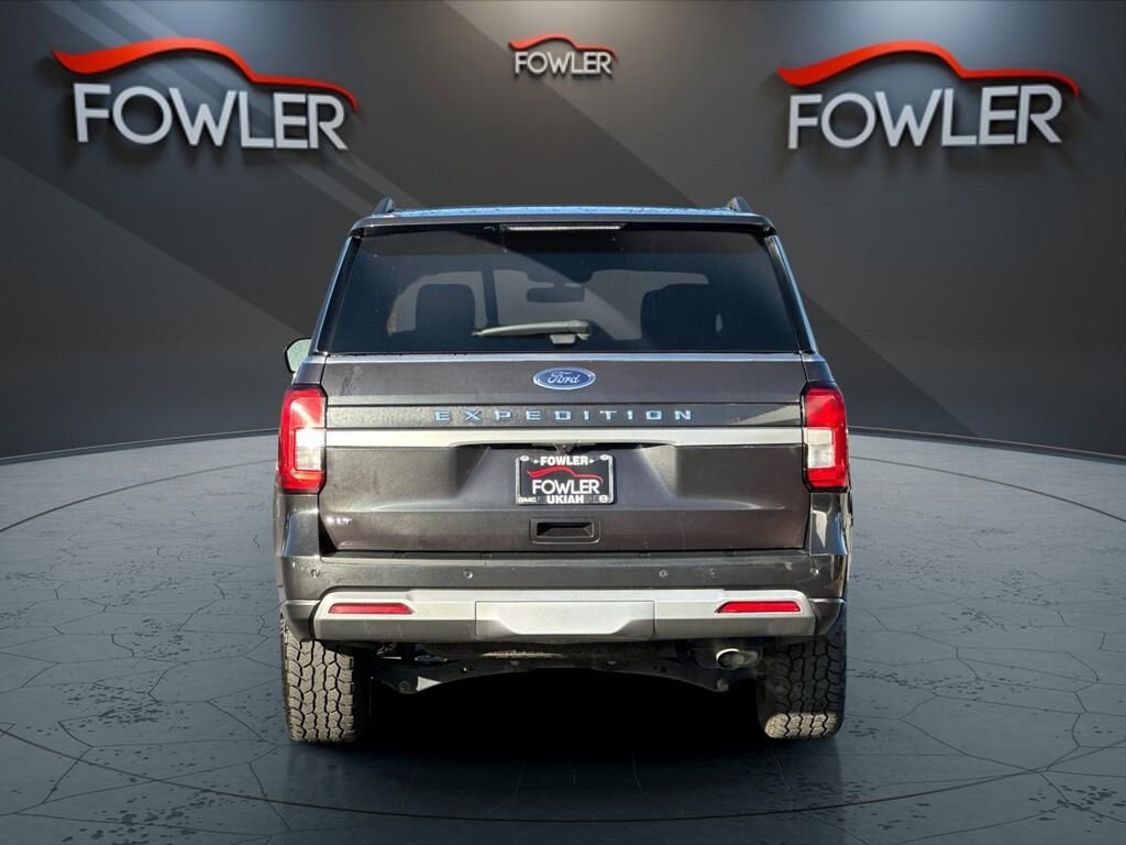 Used 2024 Ford Expedition XLT