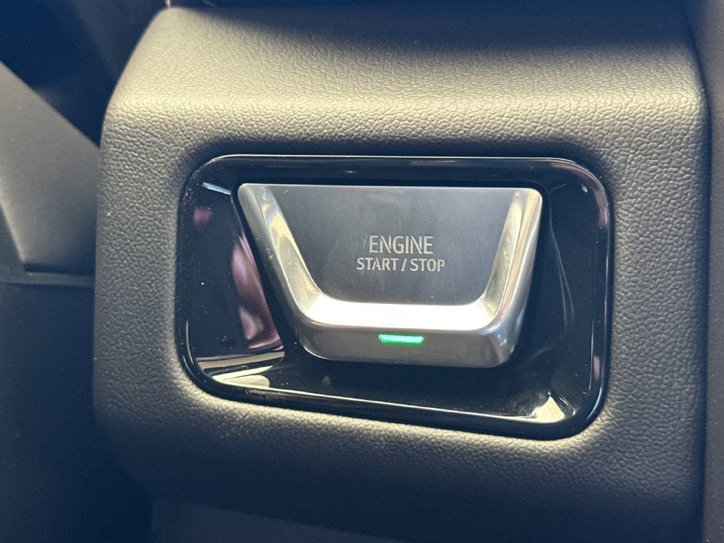 2026 GMC Yukon Denali - Photo 27