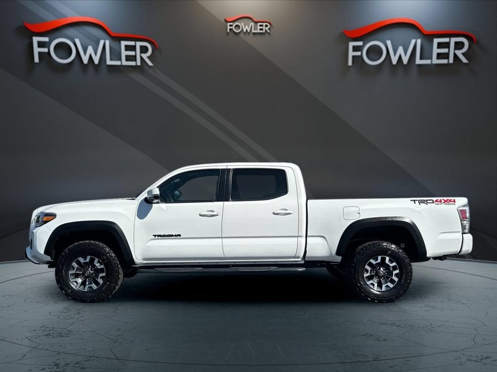 Used 2022 Toyota Tacoma 4WD SR5
