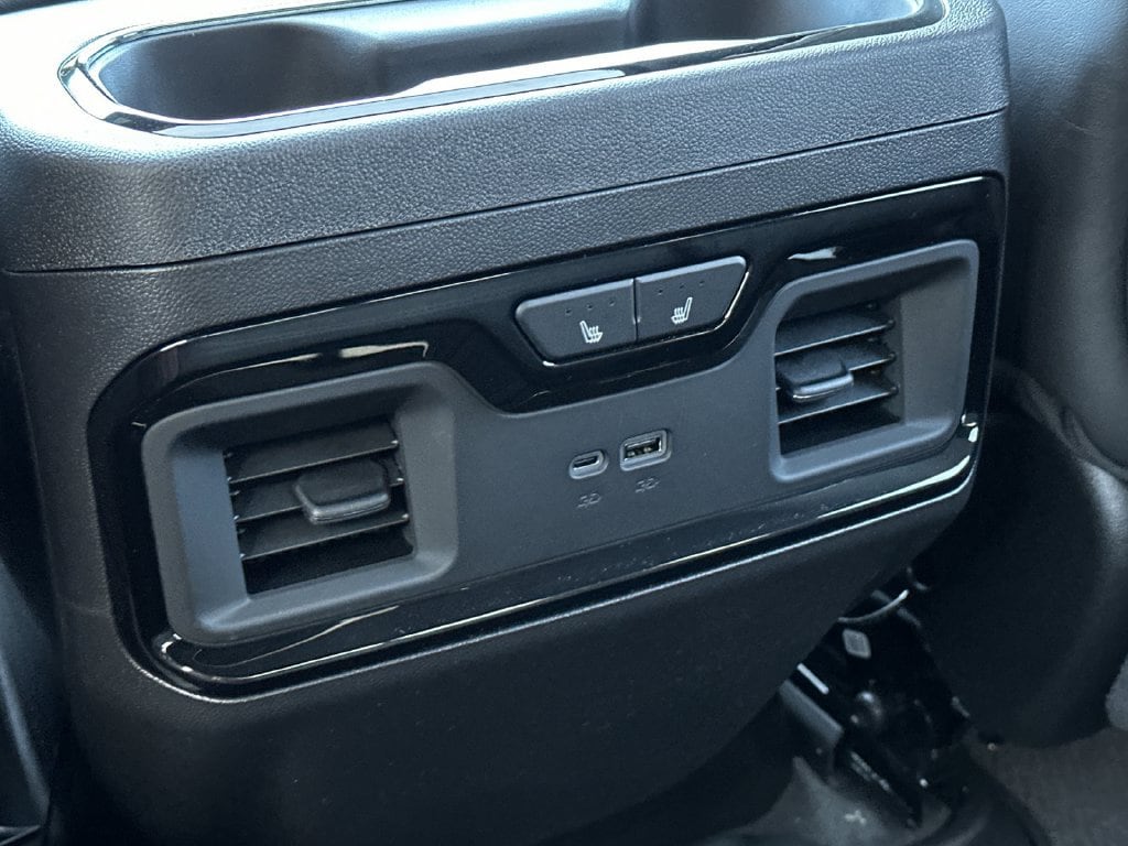 2026 GMC Sierra 1500 AT4X - Photo 13
