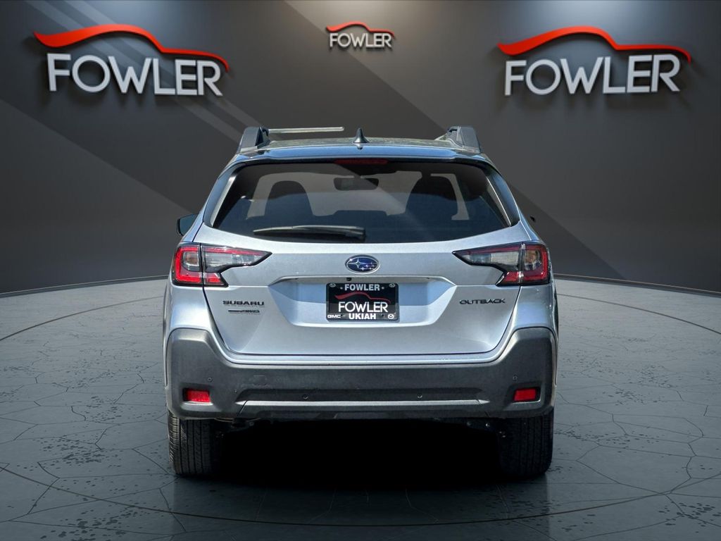 2024 Subaru Outback Onyx Edition photo 4