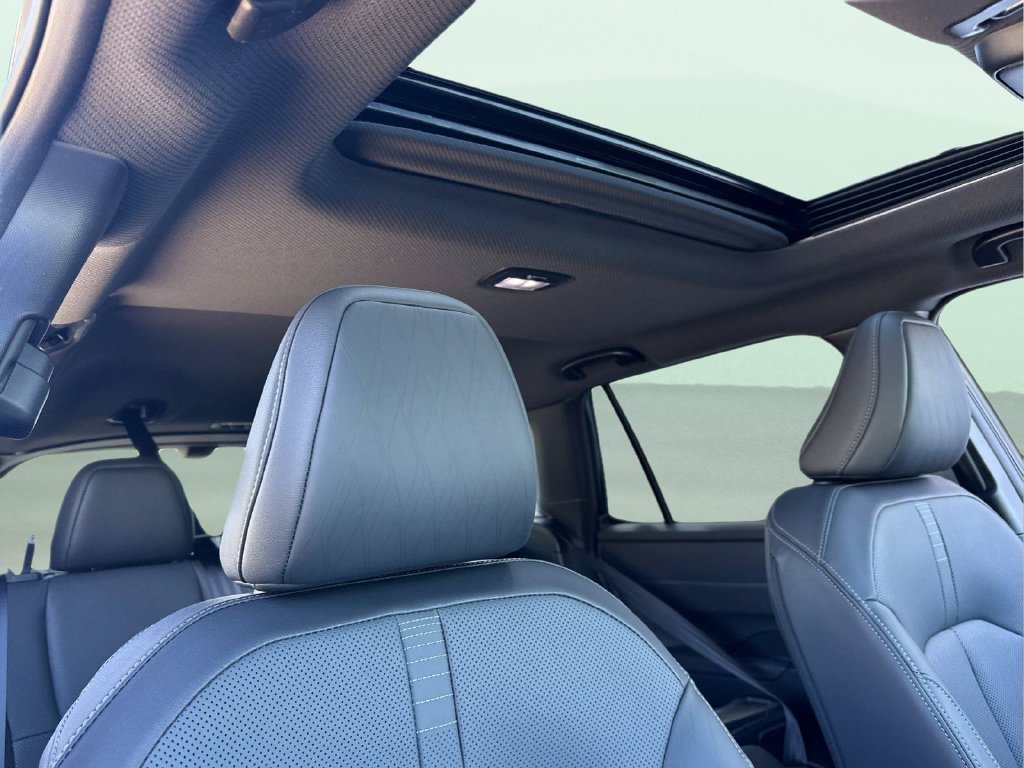 2026 Subaru Outback Touring - Photo 18