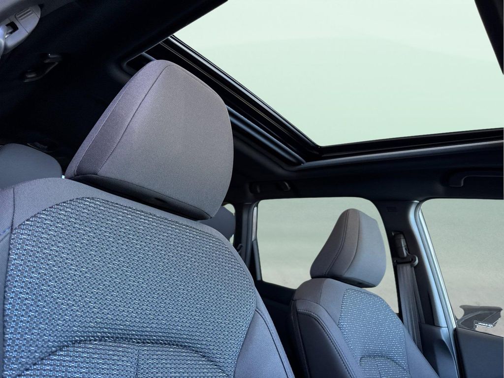 2026 Subaru Forester Premium - Photo 18