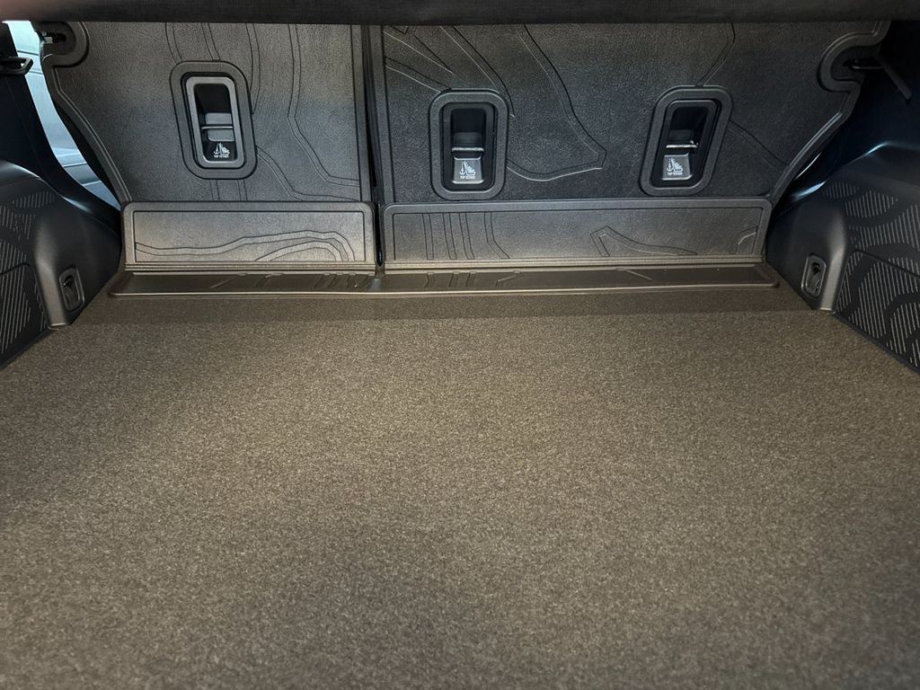 2026 Subaru Forester Premium - Photo 16