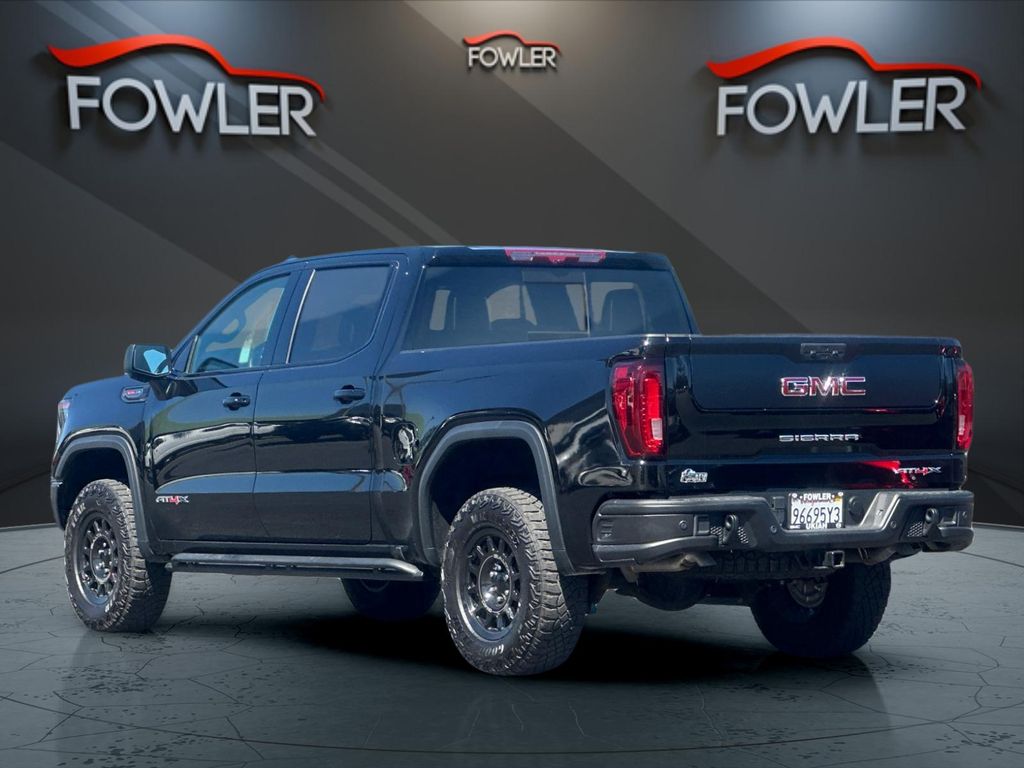 2024 Gmc Sierra 1500 AT4X photo 3