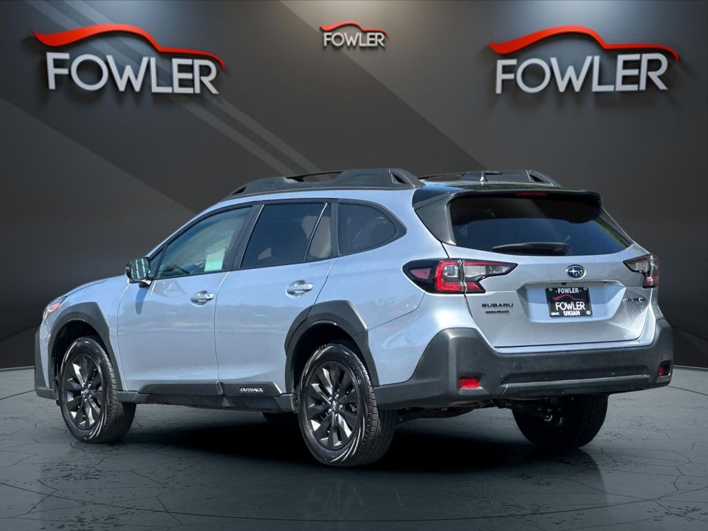 2024 Subaru Outback Onyx Edition photo 3