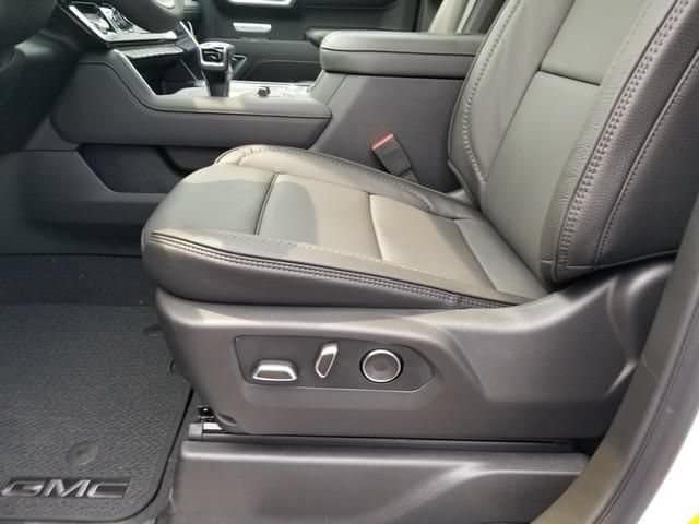 2026 GMC Sierra 1500 Denali - Photo 13