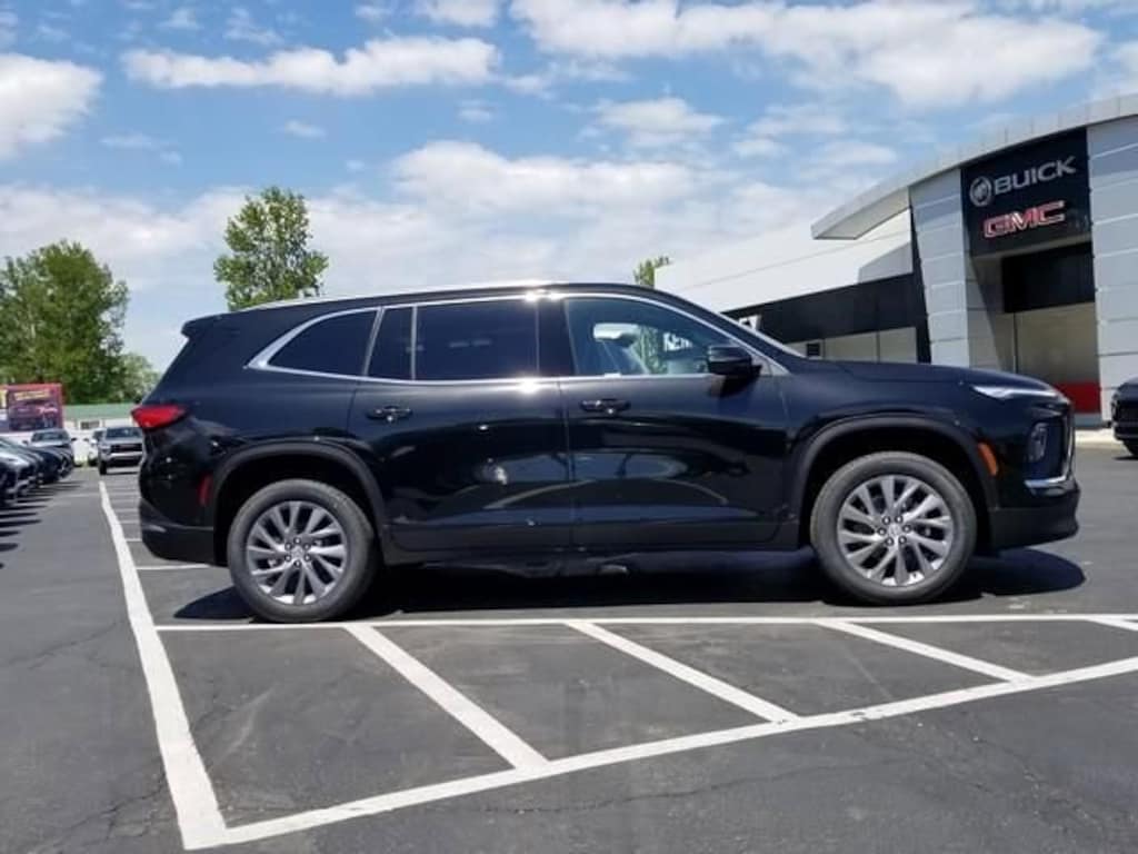 New 2026 Buick Enclave Preferred SUV