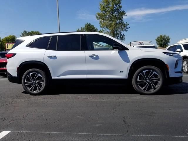 2026 Buick Enclave Sport Touring photo 3
