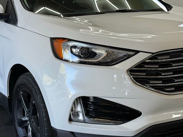 2021 Ford Edge ST-Line photo 2