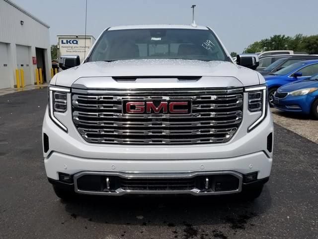 2026 GMC Sierra 1500 Denali - Photo 2