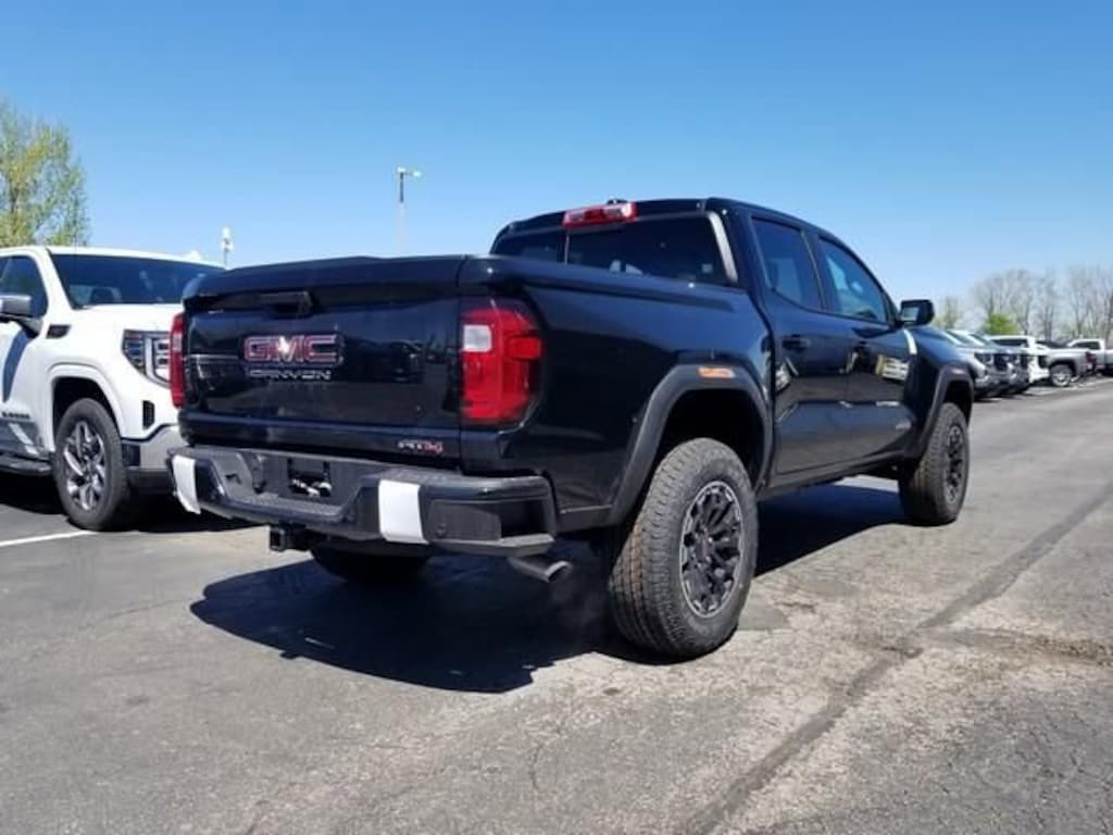 New 2026 GMC Canyon AT4 Truck