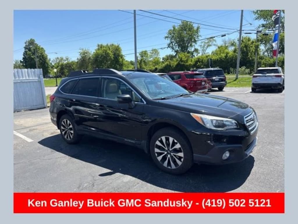 Used 2017 Subaru Outback 2.5i Limited with SUV
