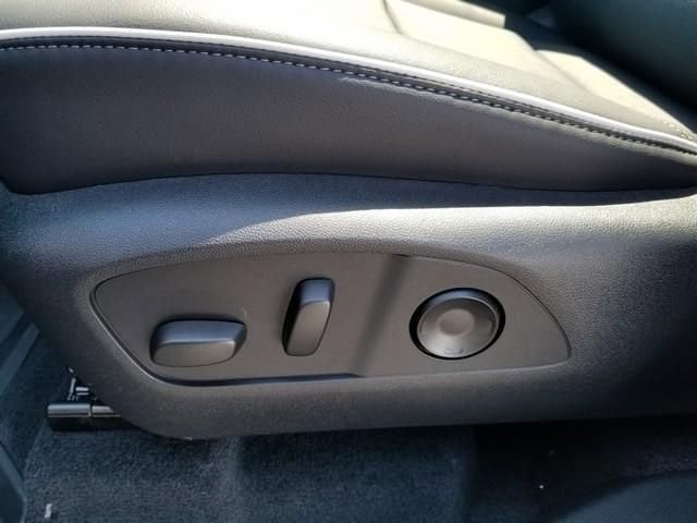 2026 Buick Enclave Preferred - Photo 11