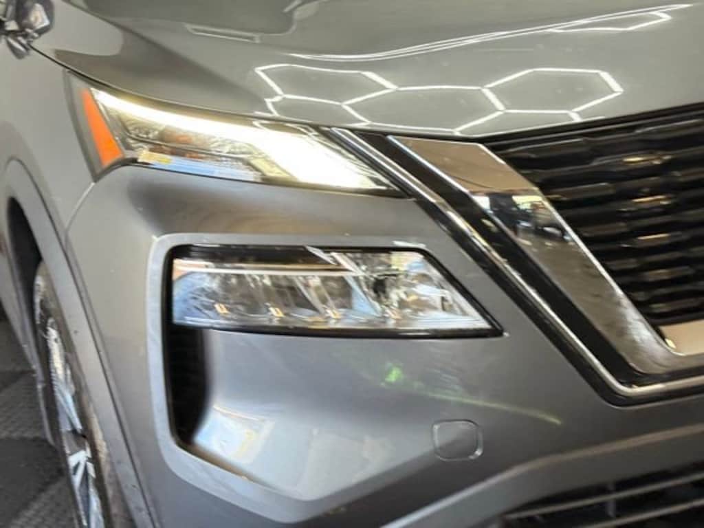 Used 2023 Nissan Rogue SV SUV