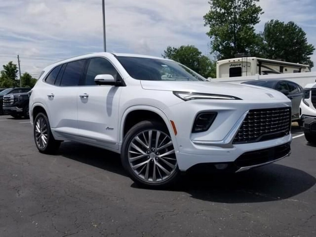 New 2026 Buick Enclave Avenir SUV