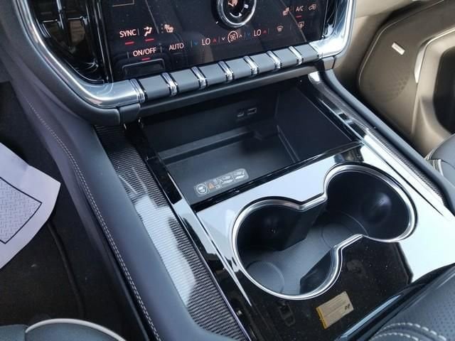 2026 GMC Yukon Elevation - Photo 16