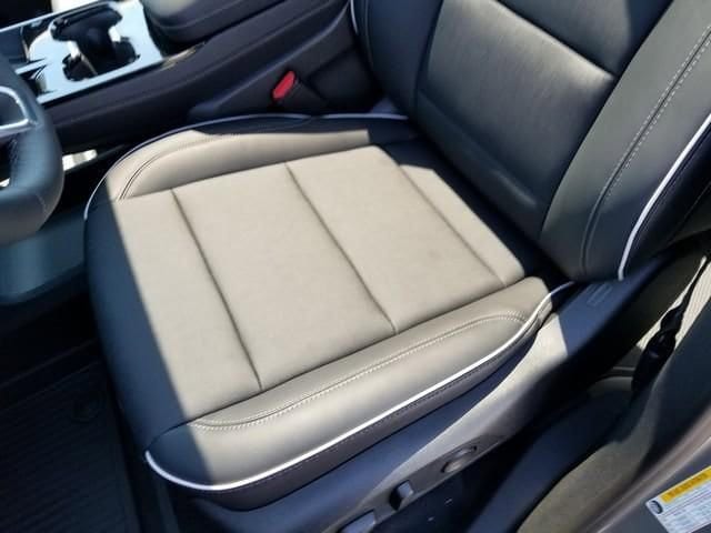 2026 Buick Enclave Preferred - Photo 10