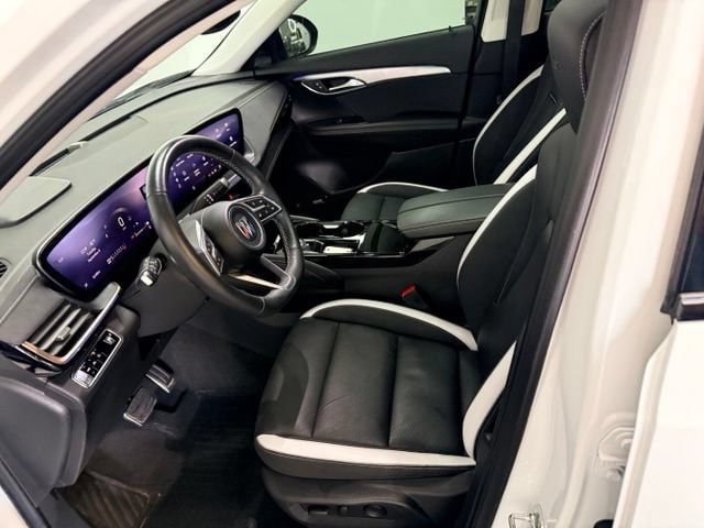 2025 Buick Envision Sport Touring - Photo 18