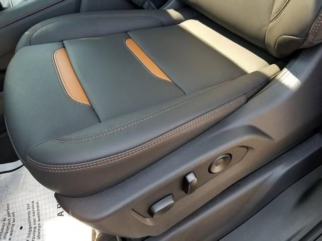 2026 GMC Sierra 1500 AT4 - Photo 11