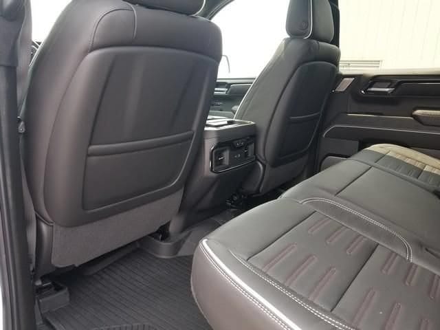 2026 GMC Sierra 1500 AT4X - Photo 14