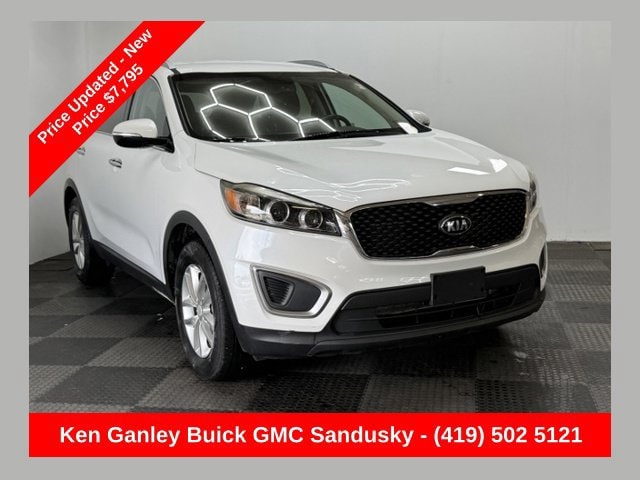 Used 2016 Kia Sorento LX with VIN 5XYPG4A34GG086167 for sale in Sandusky, OH