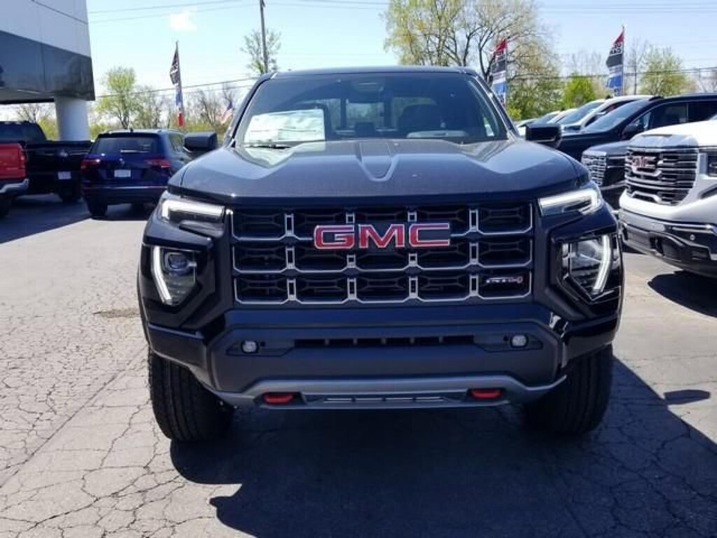 New 2026 GMC Canyon AT4 Truck