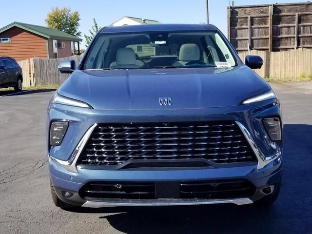 2026 Buick Enclave Avenir photo 2