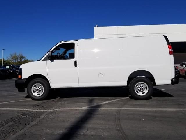 2025 GMC Savana Cargo Work Van - Photo 14