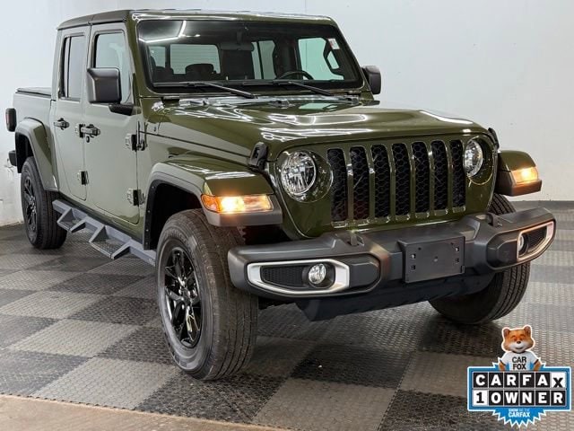 2022 Jeep Gladiator Sport S's photo