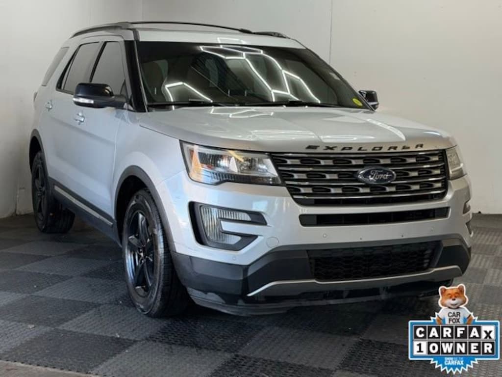 Used 2017 Ford Explorer XLT SUV