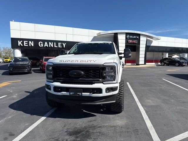 2024 Ford F-250 photo 2