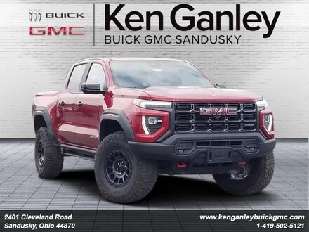 2025 GMC Canyon AT4 Truck