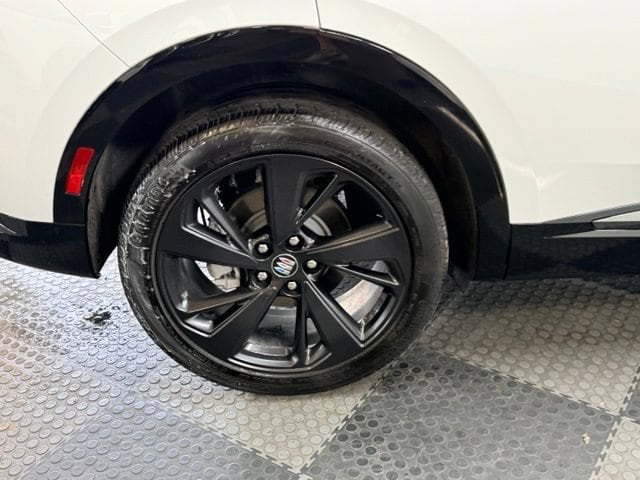 2025 Buick Envision Sport Touring - Photo 13