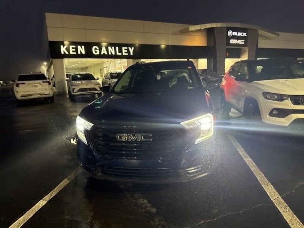 Used 2023 GMC Terrain SLE SUV