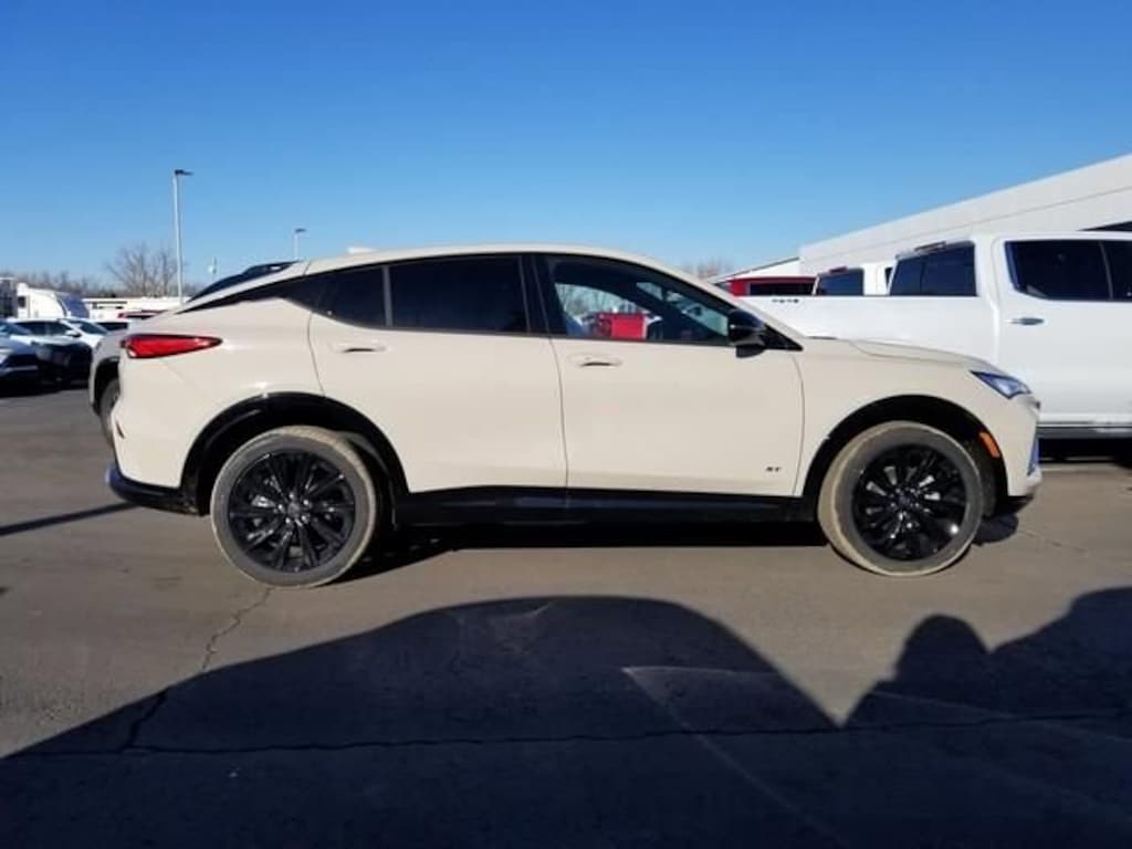 New 2026 Buick Envista Sport Touring SUV