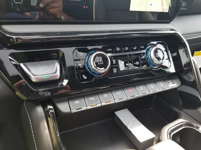 2026 GMC Sierra 1500 AT4X - Photo 17