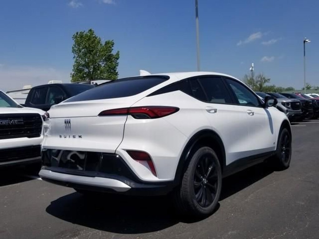 New 2026 Buick Envista Sport Touring SUV