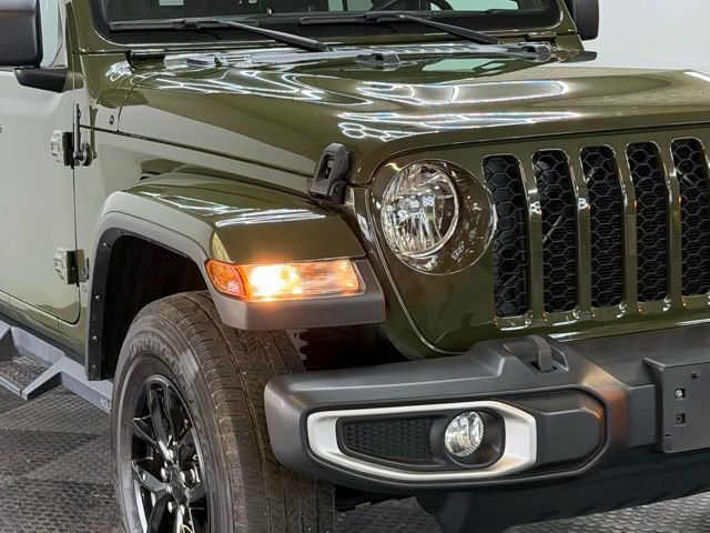 2022 Jeep Gladiator Sport photo 2